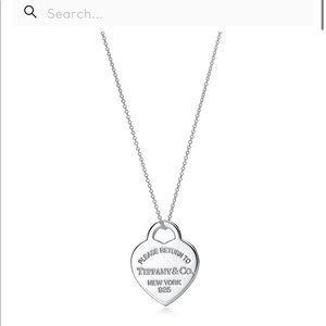 Return to Tiffany®
Heart Tag Pendant
in Silver, Medium